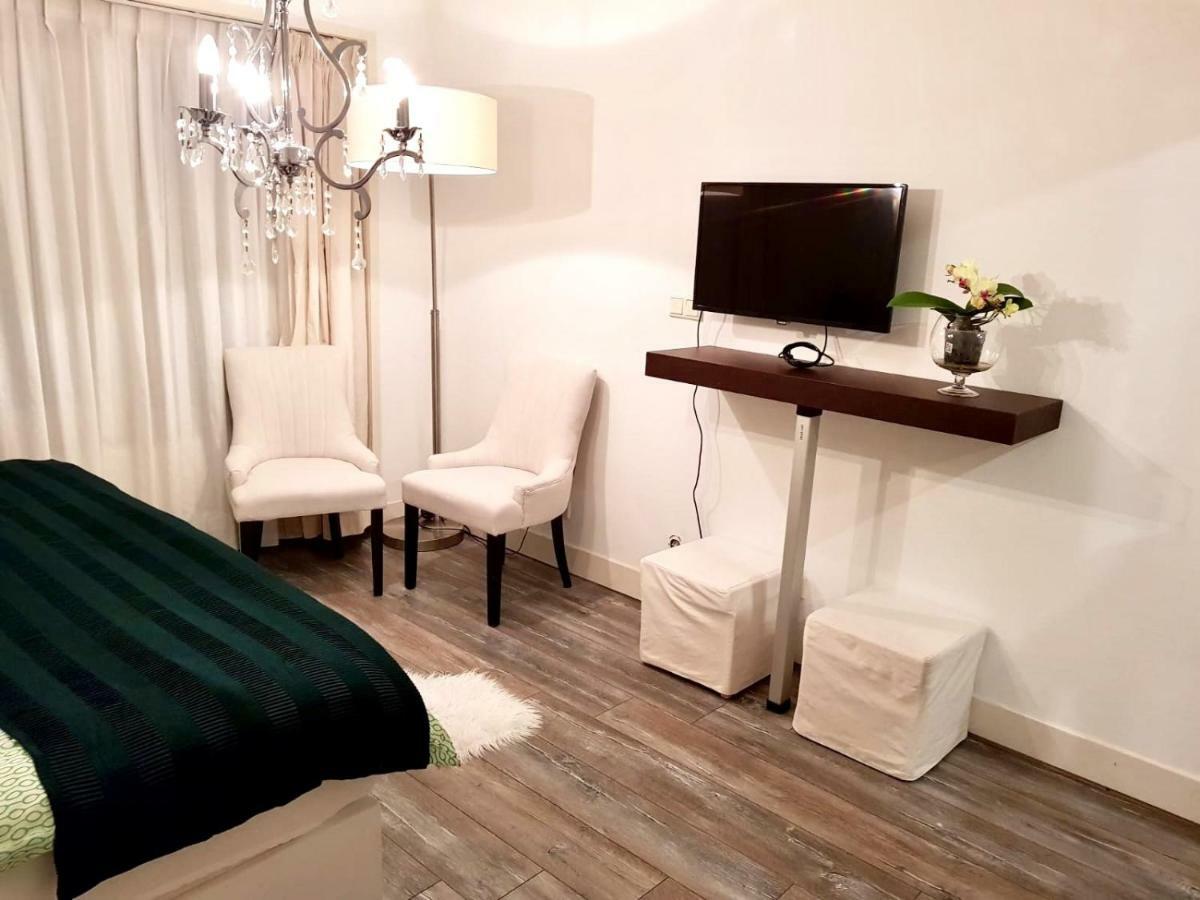 Beijerse Inn Nieuw-Beijerland Екстер'єр фото