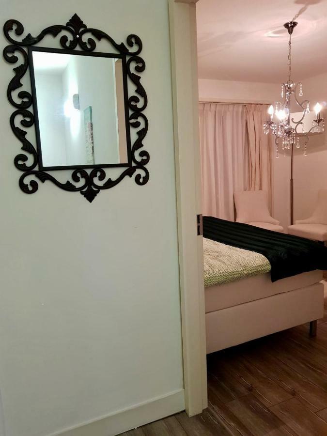 Beijerse Inn Nieuw-Beijerland Екстер'єр фото