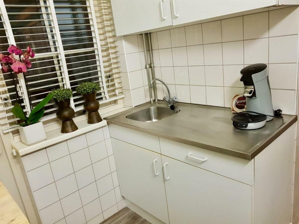 Beijerse Inn Nieuw-Beijerland Екстер'єр фото